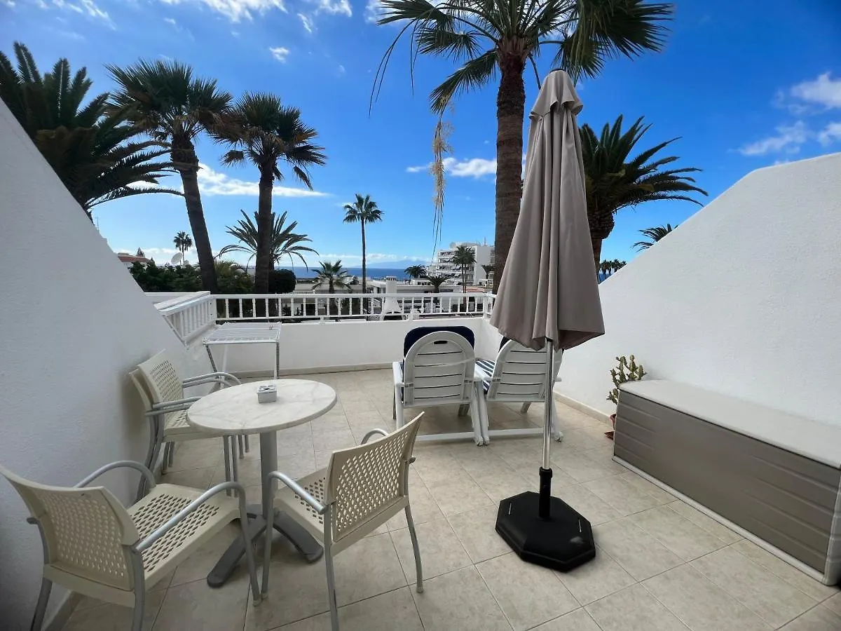 Apartamento En Edificio Villaflor San Eugenio Bajo Vistas Al Mar contacts